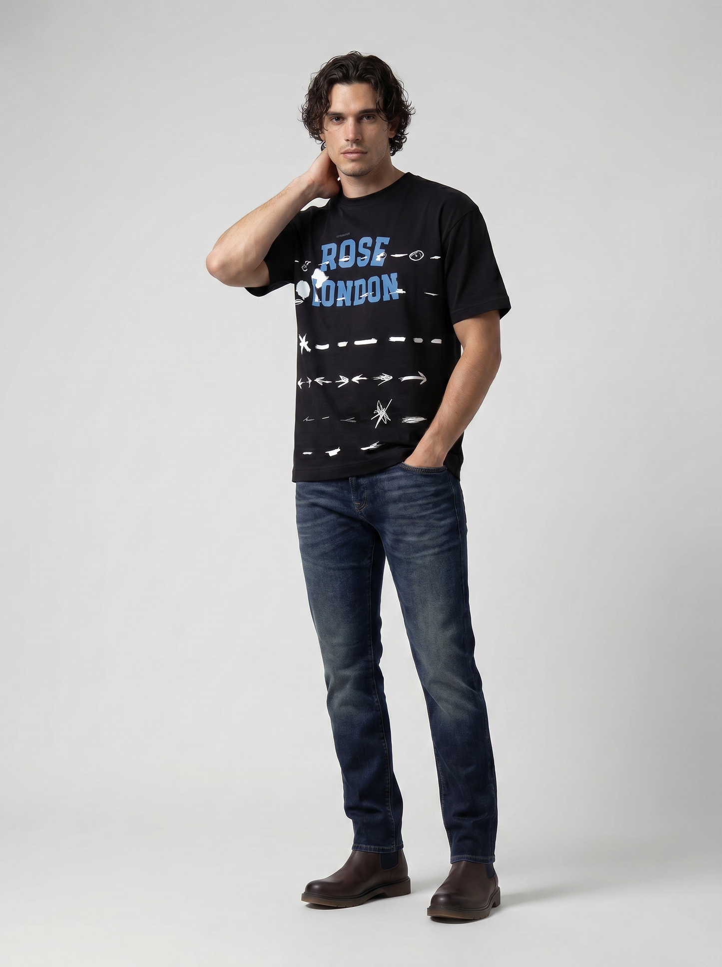 Rose London' Graphic Oversize T-Shirt - Black
